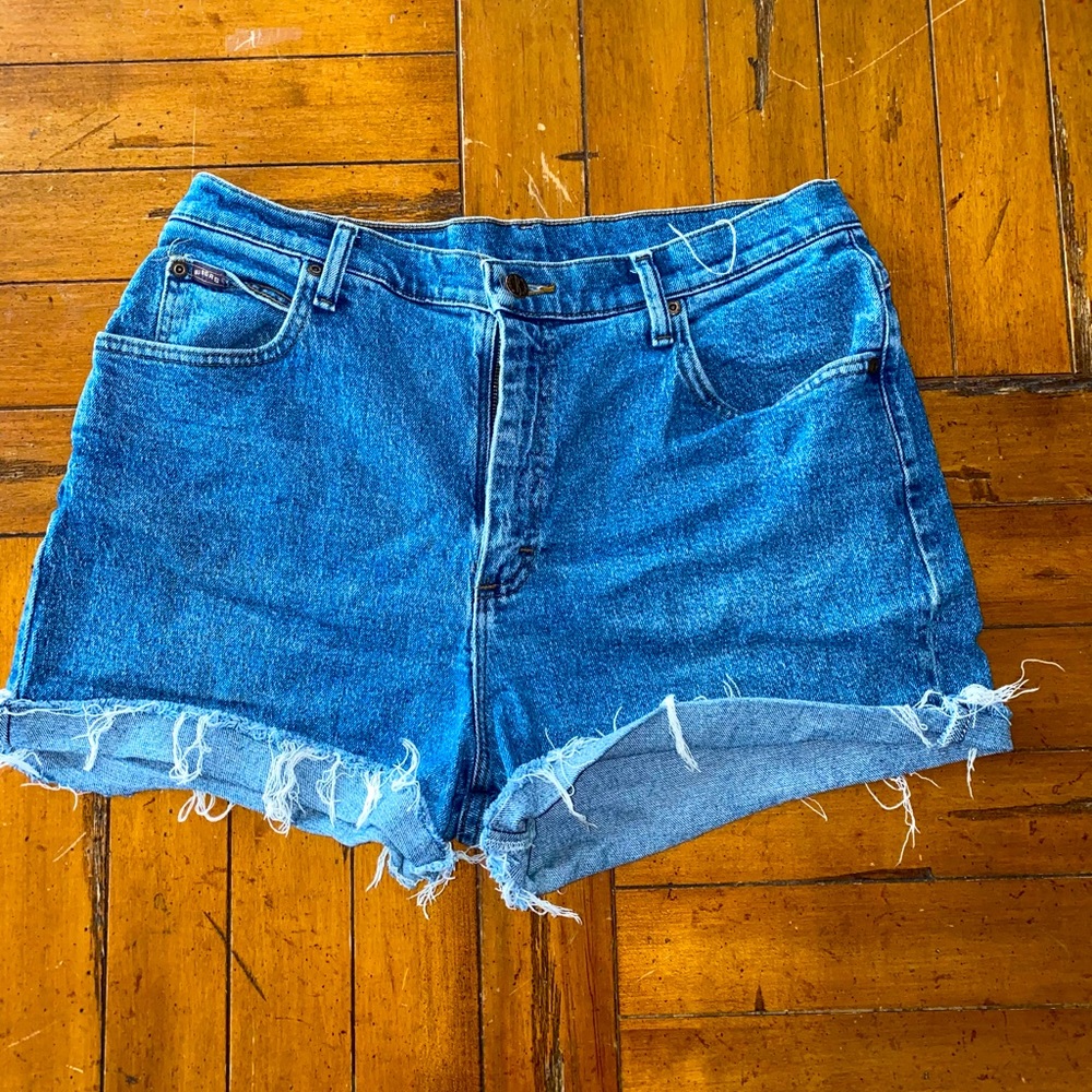 Cropped denim shorts!